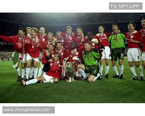 回顾99年足球明星的辉煌岁月与传奇瞬间