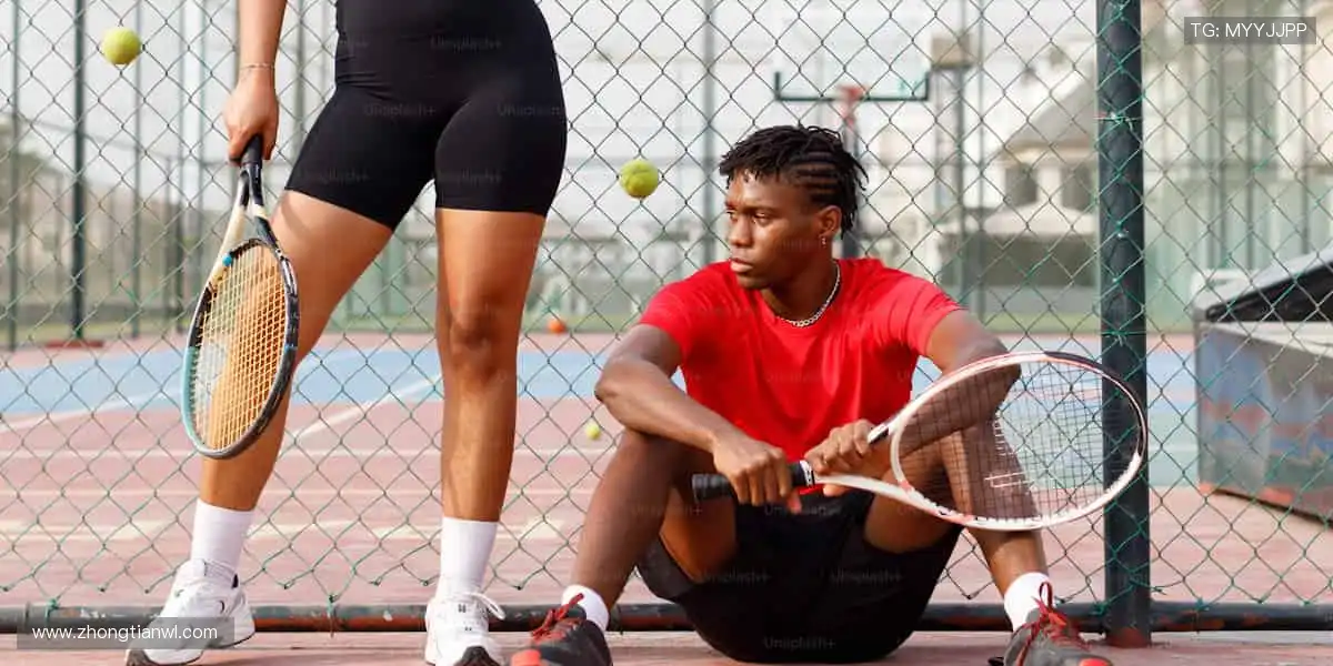 💻指尖滑动，实时掌控赛场风云！📡